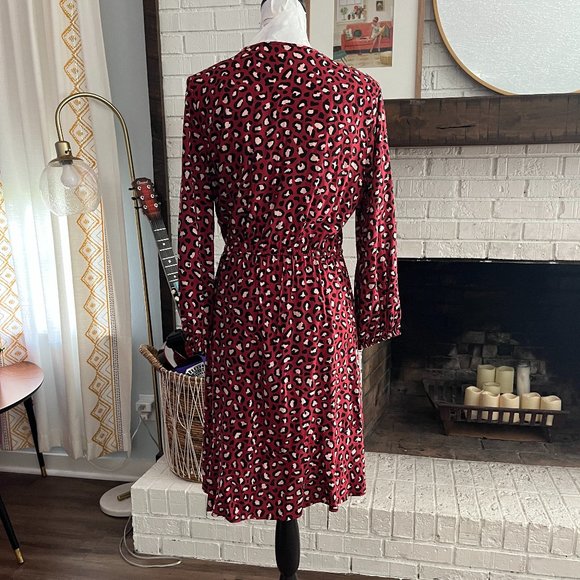 Old Navy Pretty Leopard / Polka Dot Print Dress Medium 3/4 sleeves - Picture 2 of 6